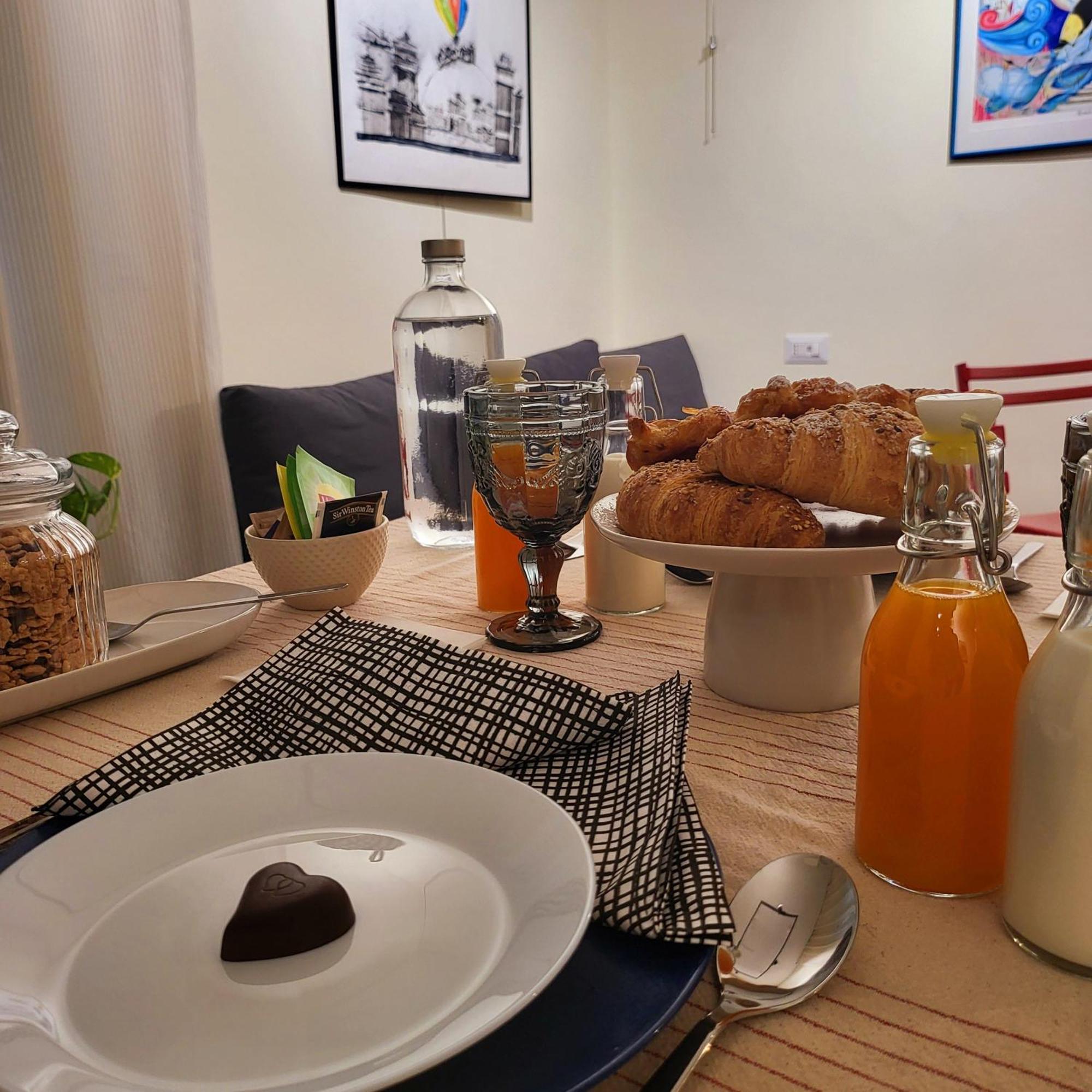Bed and Breakfast La Dimora Dell'Arte à Bari Extérieur photo