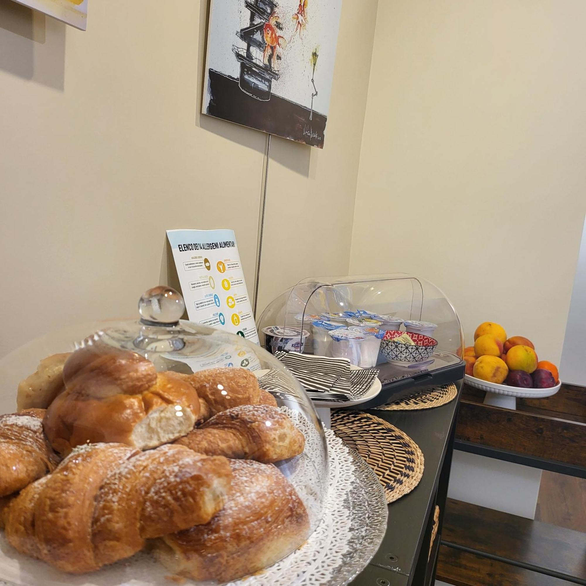 Bed and Breakfast La Dimora Dell'Arte à Bari Extérieur photo